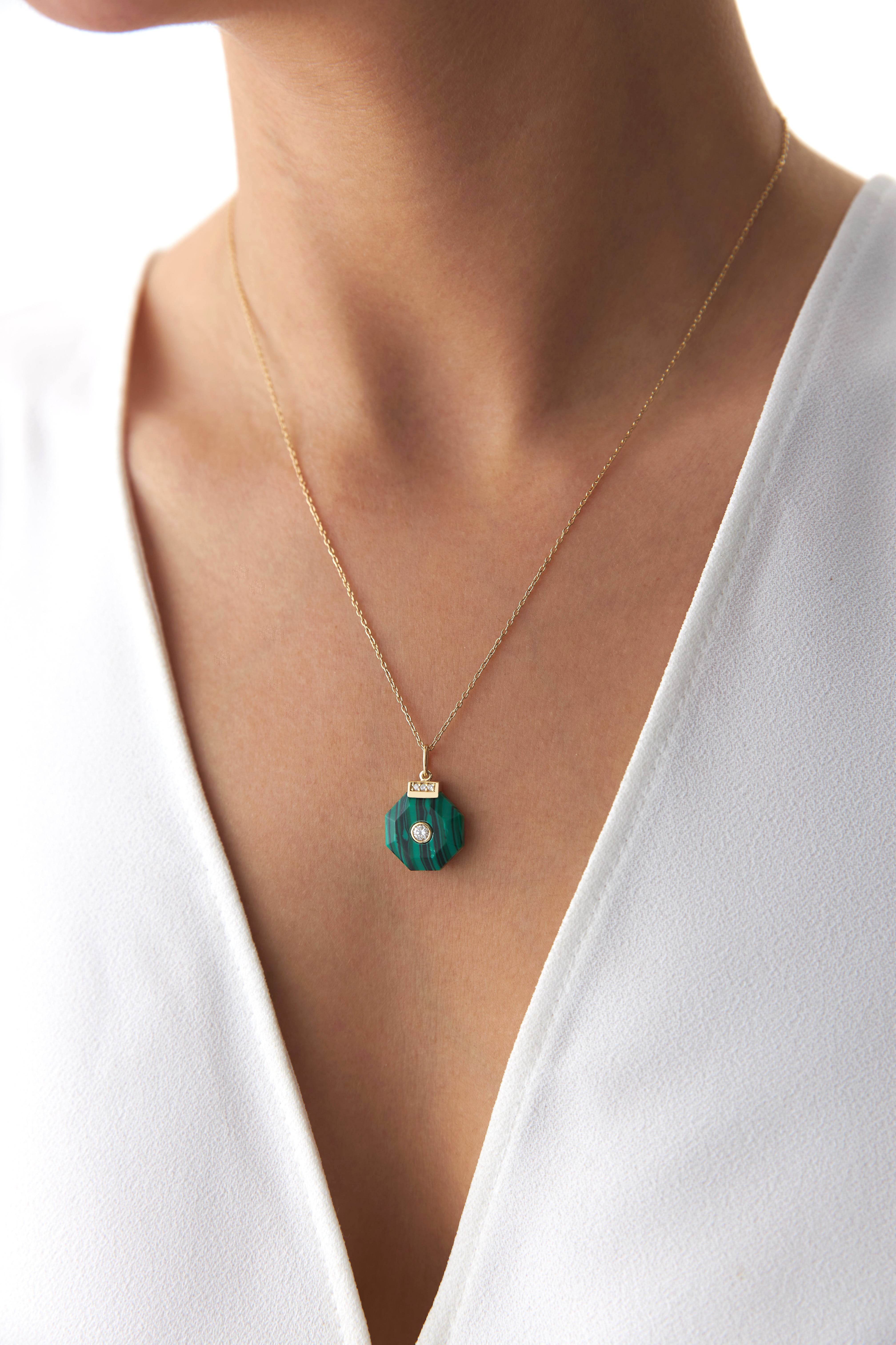 Diamond and Malachite Pendant Necklace in 14K Gold