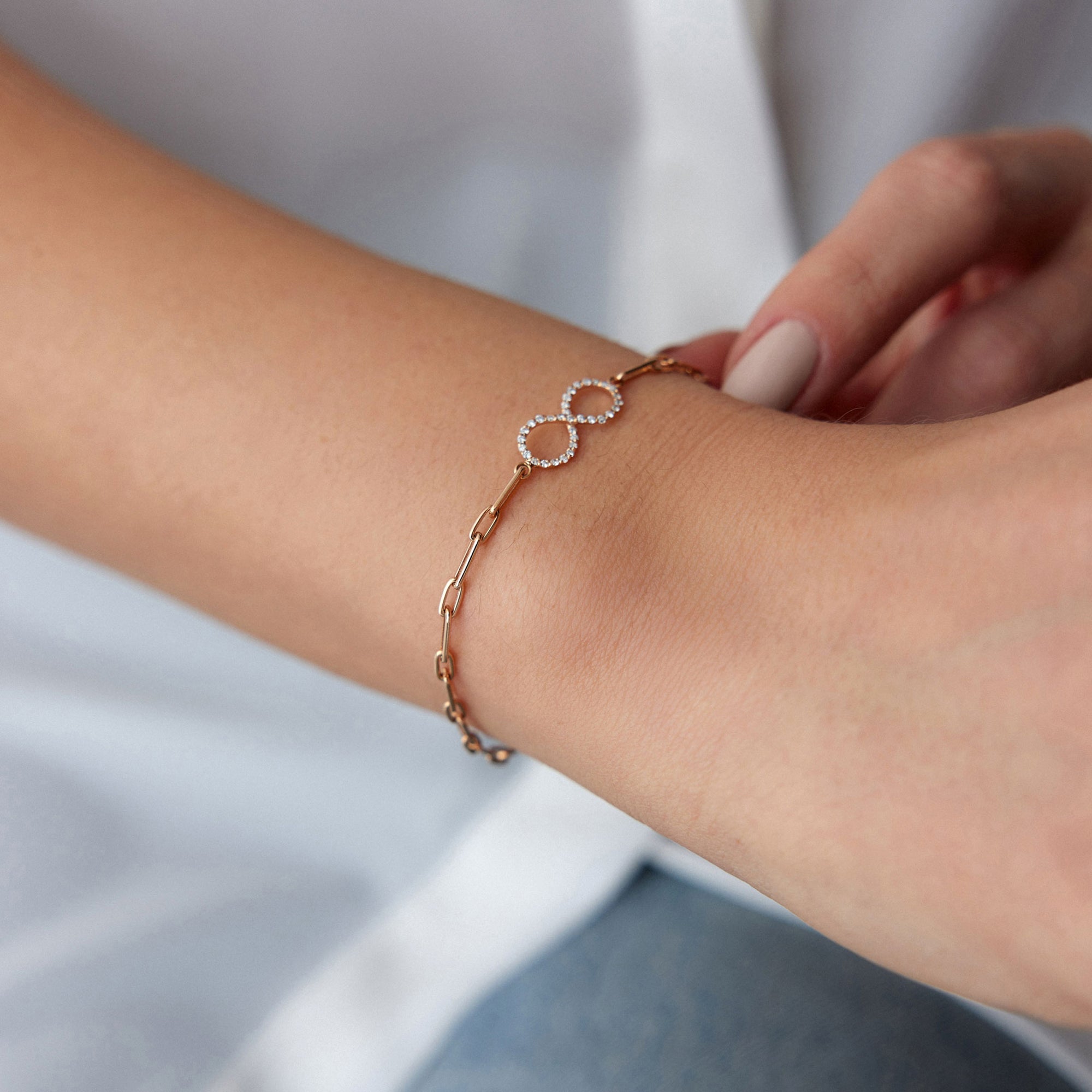 Diamond Infinity Bracelet in 14K Gold