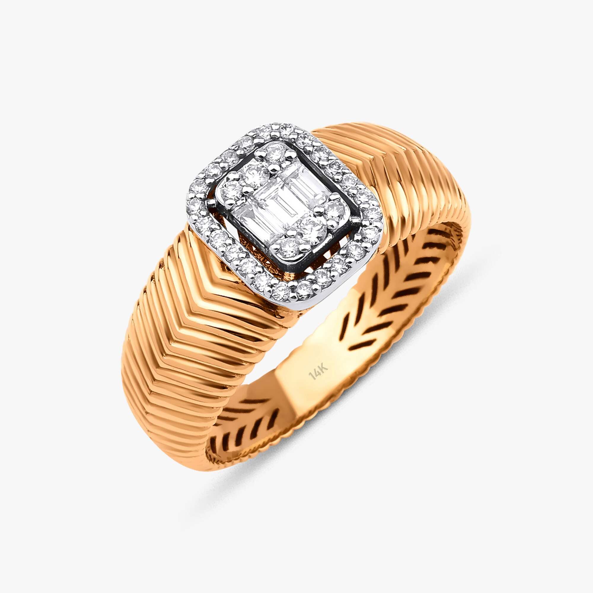 Baguette and Round Cut Diamond Ring in 14K Gold