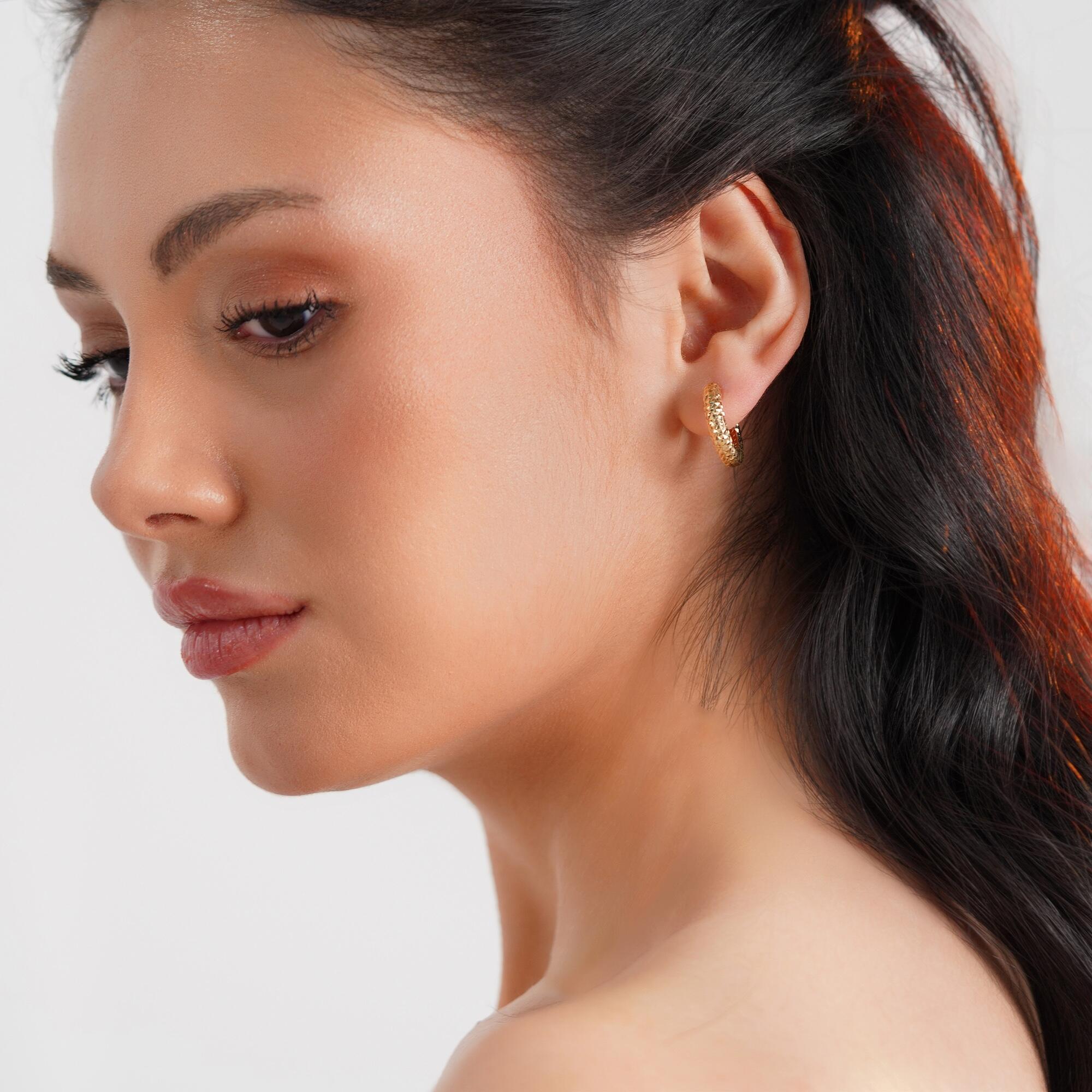 Medium Bold Glitter Hoop Earrings in 14K Gold