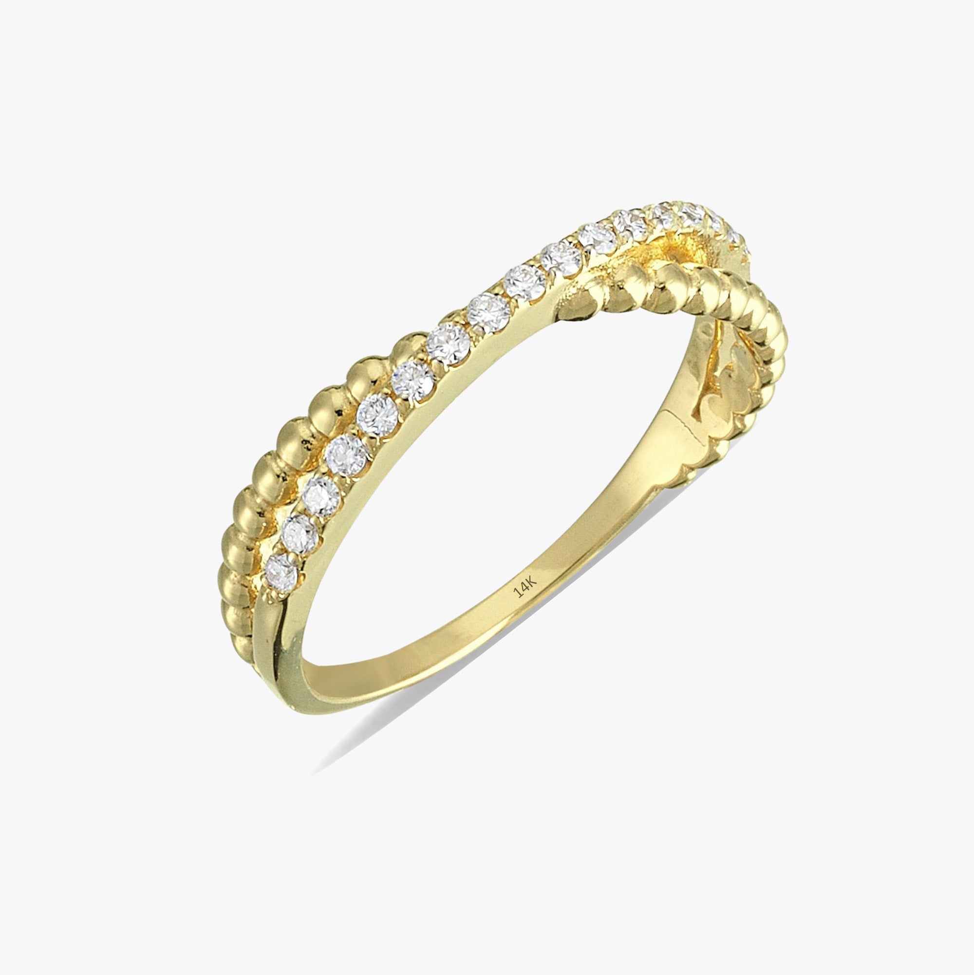 Minimal Diamond Crossover Ring in 14K Gold