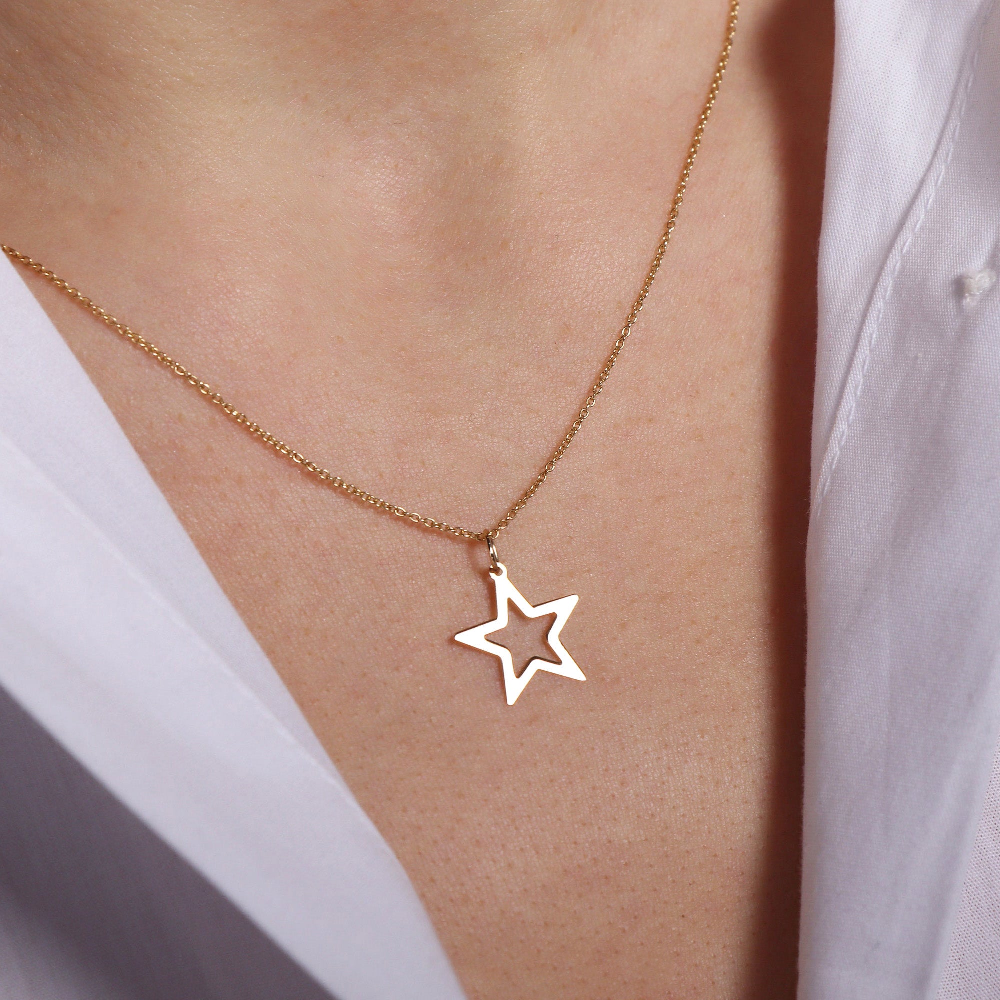 Open Star Necklace in 14K Gold